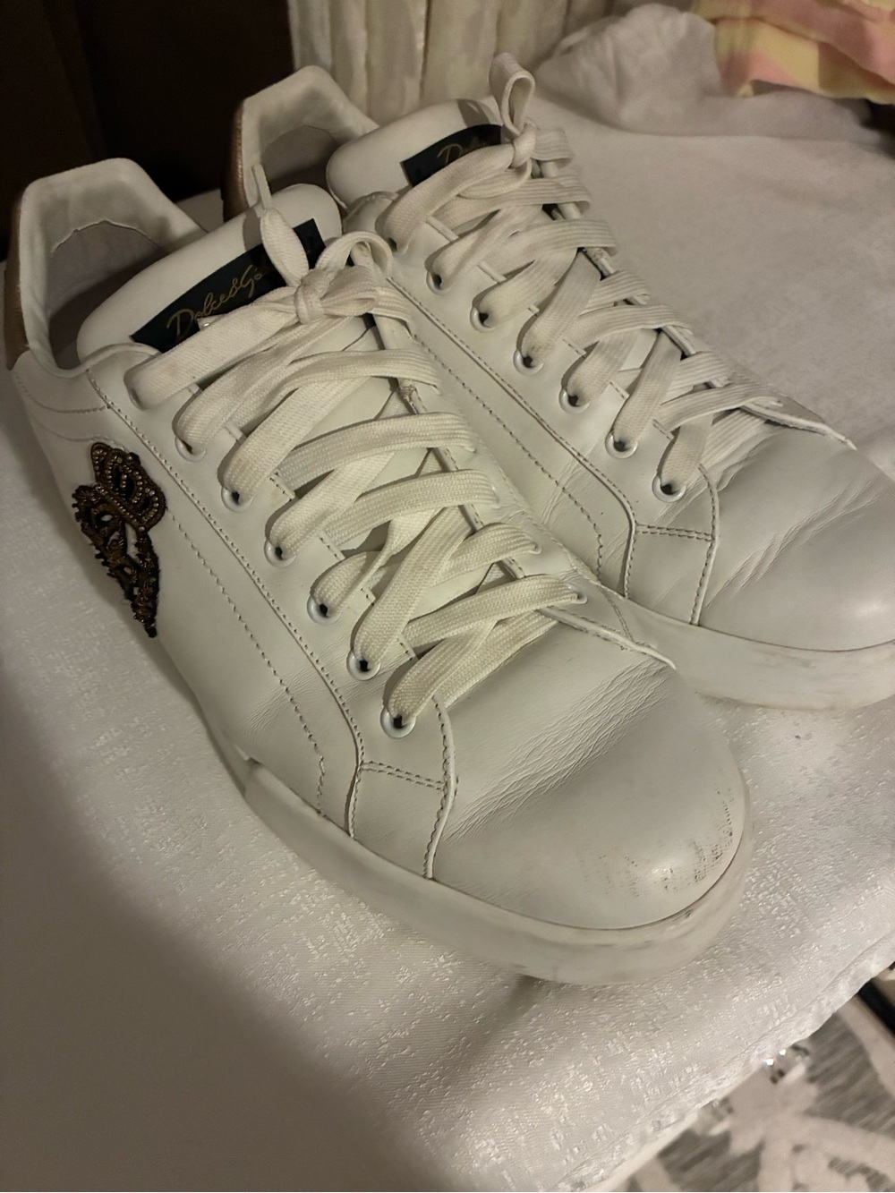 Dolce & Gabbana White Leather Low-Top Sneakers with Gold Stamped Detail